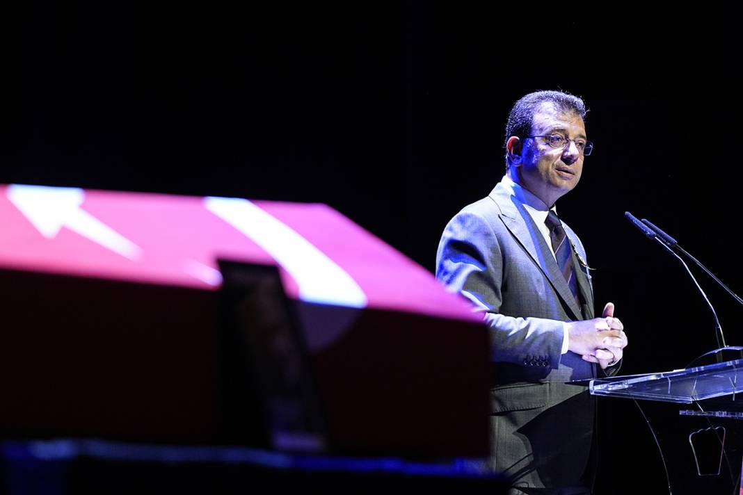 Usta sanatçı Kenan Işık'a son görev... "Yokluğu bizler için büyük bir kayıp" 3